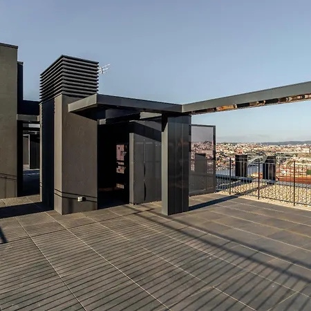 Appartamento Open Living With Pool & Garage By Hostwise